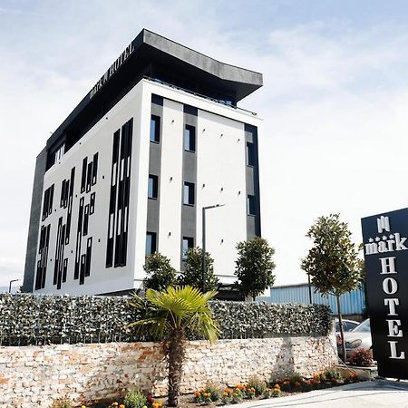 Mark Hotel Tirana Berxull ภายนอก รูปภาพ